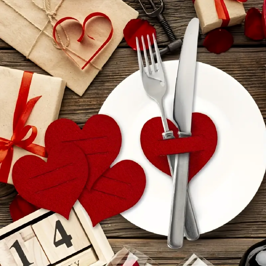Heart-Shaped Cutlery Holder